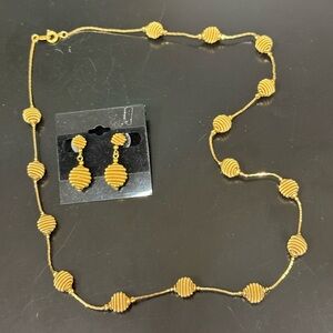 Vintage Set of 2 TRIFARI Gold Tone Necklace and Earrings  estate